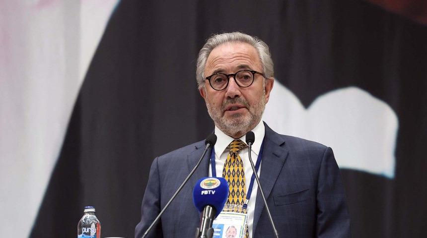 Fenerbahçe'de Asbaşkan Hamdi Akın ‘‘Sanıyorum yeni teknik direktörümüz yabancı olacak’’ dedi ve sosyal medyada yer yerinden oynadı...