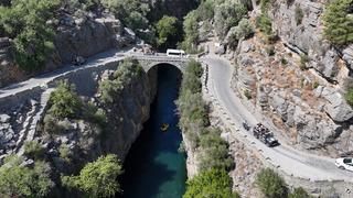 Hayatları bir hamleyle değişti, mahallenin gelir kapısı oldu! Genç, yaşlı, kadın, öğrenci hepsi kazanıyor
