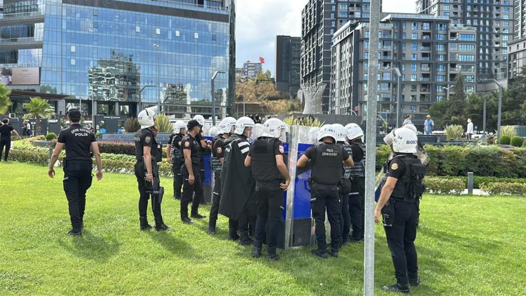 CHP İstanbul İl Başkanlığı önünde yaşananlara ilişkin 24 sosyal medya kullanıcısına soruşturma 1