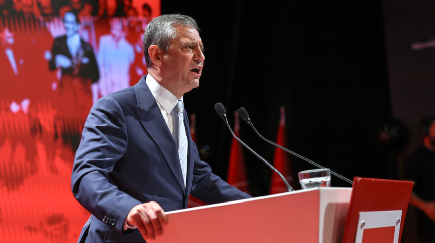 Özgür Özel 'Tüylerim diken diken oldu' diyerek rest çekti: "Her şeyi göze aldık! Bizi döve döve atarlar"