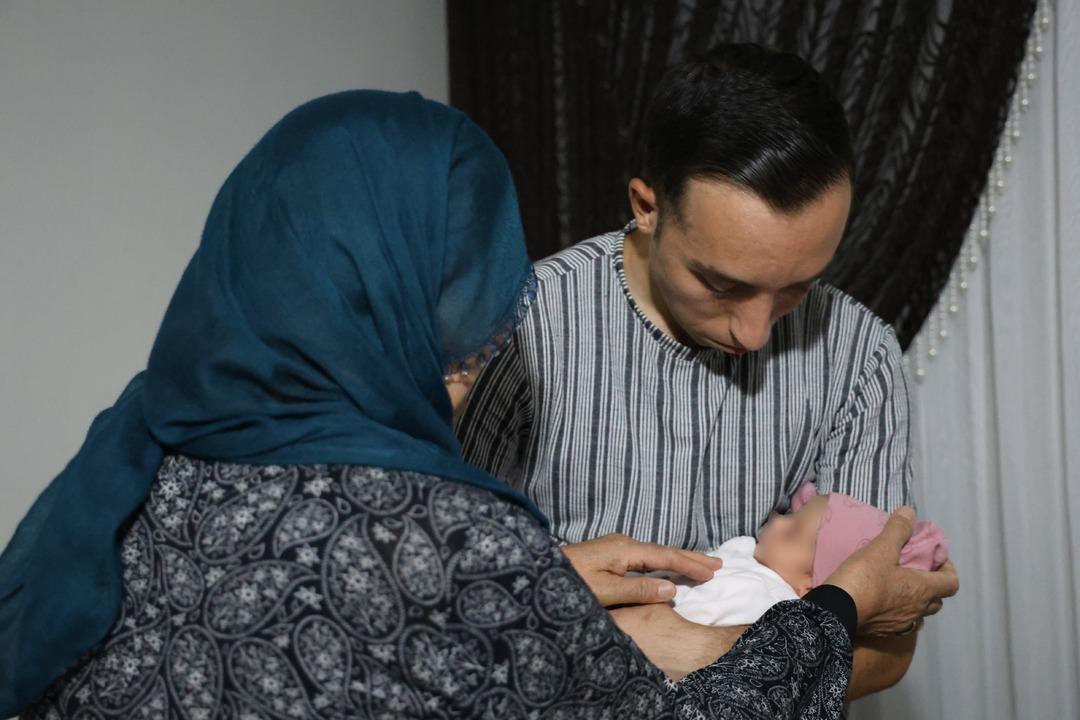 Yer Diyarbakır... Akılalmaz yenidoğan skandalı: Aileye yanlış bebek teslim edildi! Gerçek bileklikle ortaya çıktı! 6