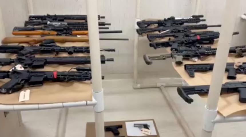 13 yaşındaki çocuğun evinden cephane çıktı! Okulda katliam yapacakmış: Olay sosyal medya paylaşımları...