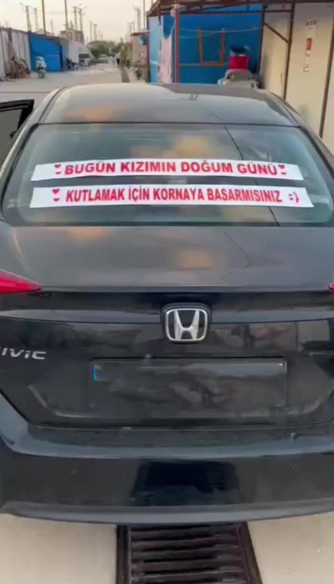 Hatay da çekilen görüntü gündem oldu: İnternette gördüğü akımla tüm şehre kızının doğum gününü kutlattı! 2