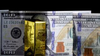 Fed faiz indirimi beklentilerindeki artış ve zayıflayan dolarla ons altın rekor yeniledi