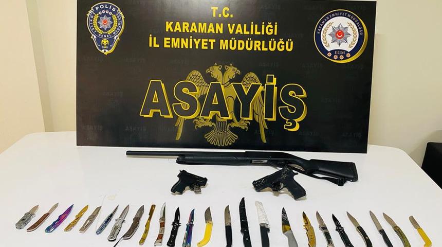 Karaman’da uyuşturucu ve ruhsatsız silahlar ele geçirildi