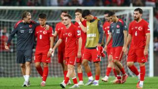 A Milli Takım'ın 6-0'lık İspanya mağlubiyeti sonrası takım karıştı! Birbirlerini sildiler... O görüntüler herkesi şaşırttı