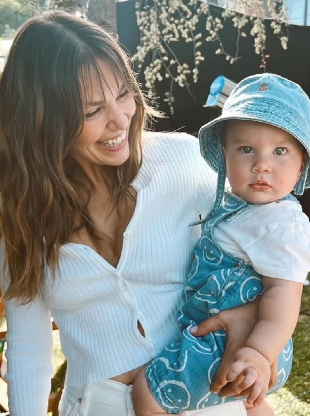 Aslı Enver setlere geri dönüyor! Yakışıklı oyuncuyla başrolü paylaşacak 1