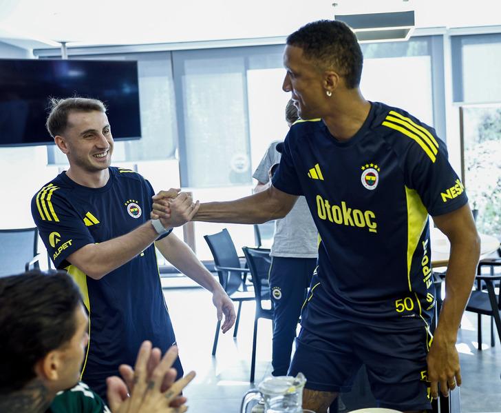 Mert Hakan Yandaş ve Kerem Aktürkoğlu buluşması gerçekleşti! Aralarında geçen diyalog dikkat çekti G4