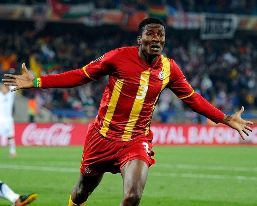 Galatasaray ın yıldızı Victor Osimhen için olay yaratacak iddia! Asamoah Gyan "Bu numaraları biliyorum…’’ dedi ve ortalık karıştı... 1