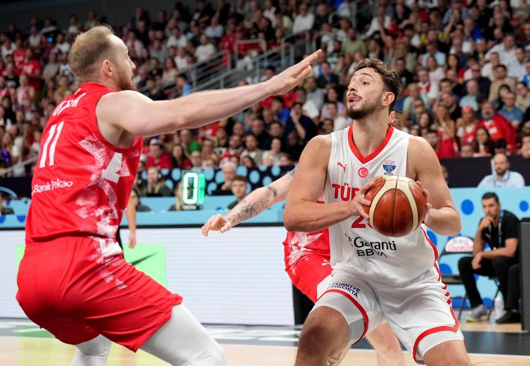 EuroBasket 2025 te Yunanistan Litvanya yı geçti! Yarı finalde Türkiye ile eşleşti... 3