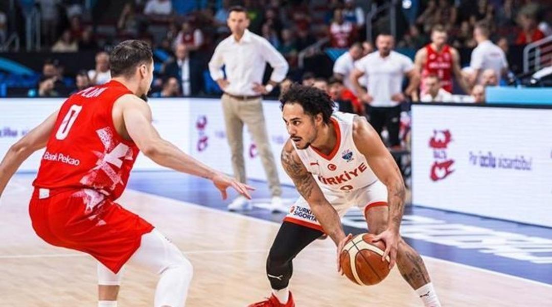 EuroBasket 2025 te 12 Dev Adam yarı finalde! Çeyrek finalde Polonya yı da geçerek tarih yazıyoruz... 4