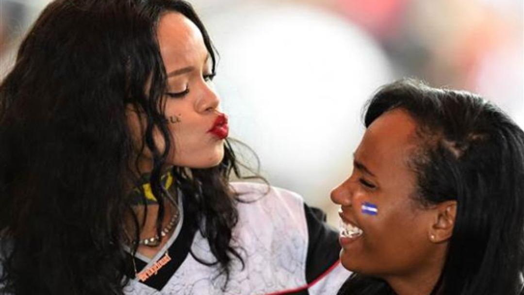 Rihanna Almanya-Arjantin final ma&ccedil;ında