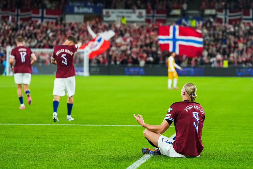 Dünya Kupası Elemeleri nde futbol tarihine geçen bir maç oynandı! Norveç Moldova ya 10 fark attı... Haaland tek başına 5 gol 2 asist yaptı! 1