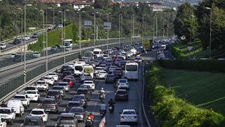 İstanbul'da haftanın üçüncü iş gününde trafik felç! Yoğunluk yüzde 72'ye çıktı