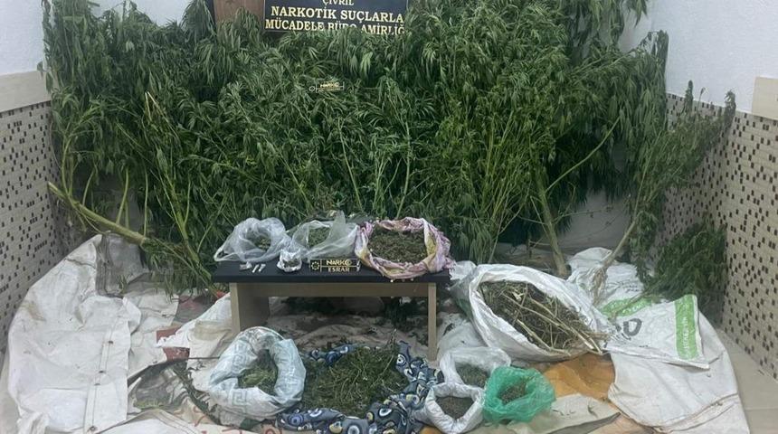 Denizli'de uyuşturucu operasyonunda 2 şüpheli tutuklandı