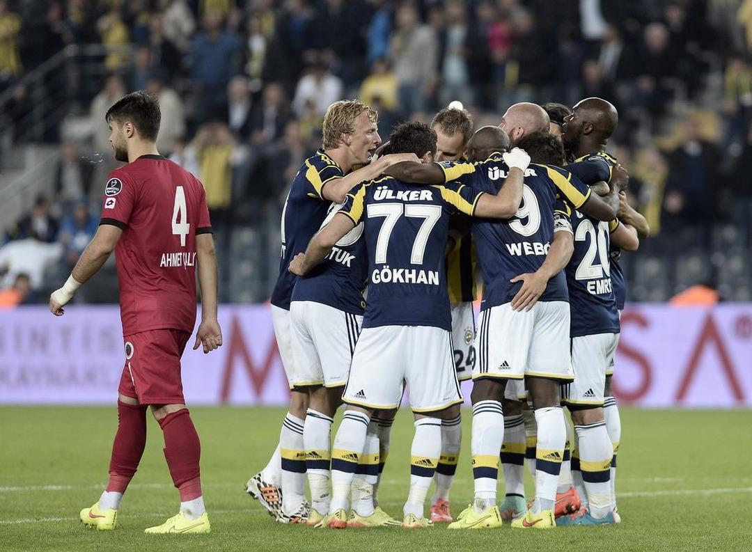 Fenerbah&ccedil;e-Gen&ccedil;lerbirliği ma&ccedil;ından &ouml;zel kareler