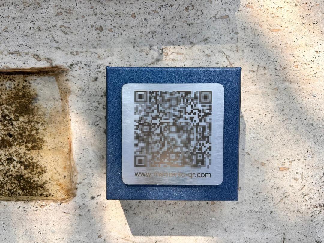 İlk defa Ankara da kullanılmaya başlandı! Artık mezarlarda son model: QR kodlu anı  2