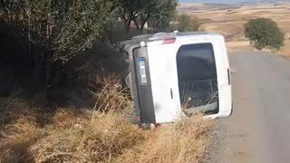 Elazığ'da öğrenci servisi devrildi, kazada yaralanan olmadı