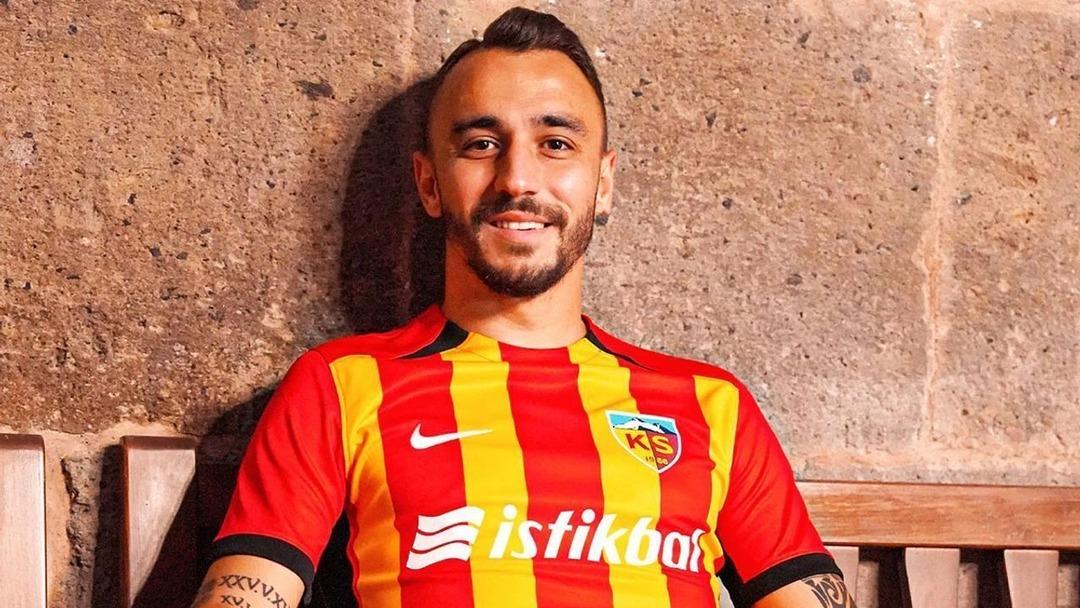 SON DAKİKA: Transfer resmen açıklandı! Beşiktaş Gökhan Sazdağı nı kadrosuna kattı 3