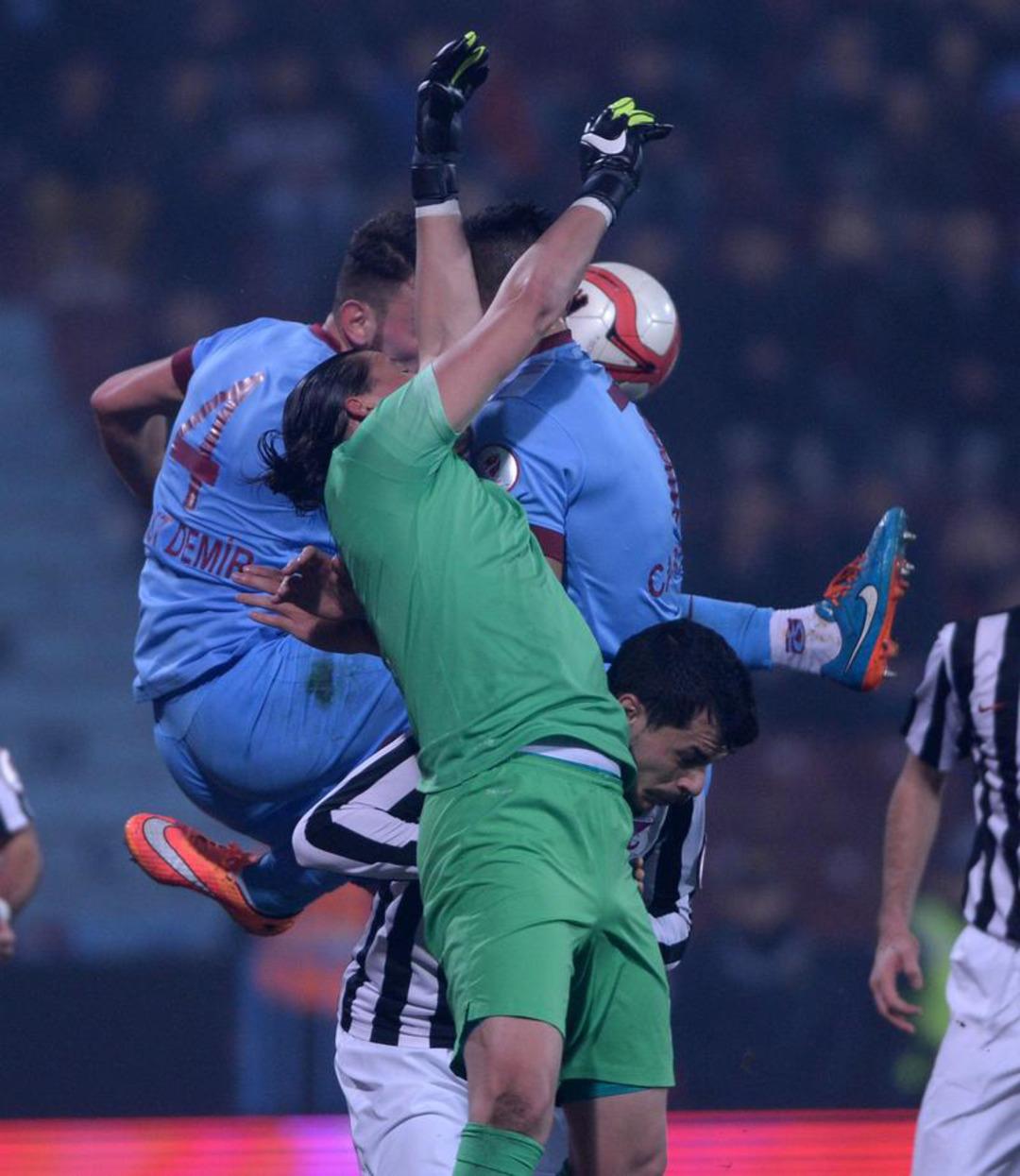 Trabzonspor - Ke&ccedil;i&ouml;reng&uuml;c&uuml; ma&ccedil;ından kareler