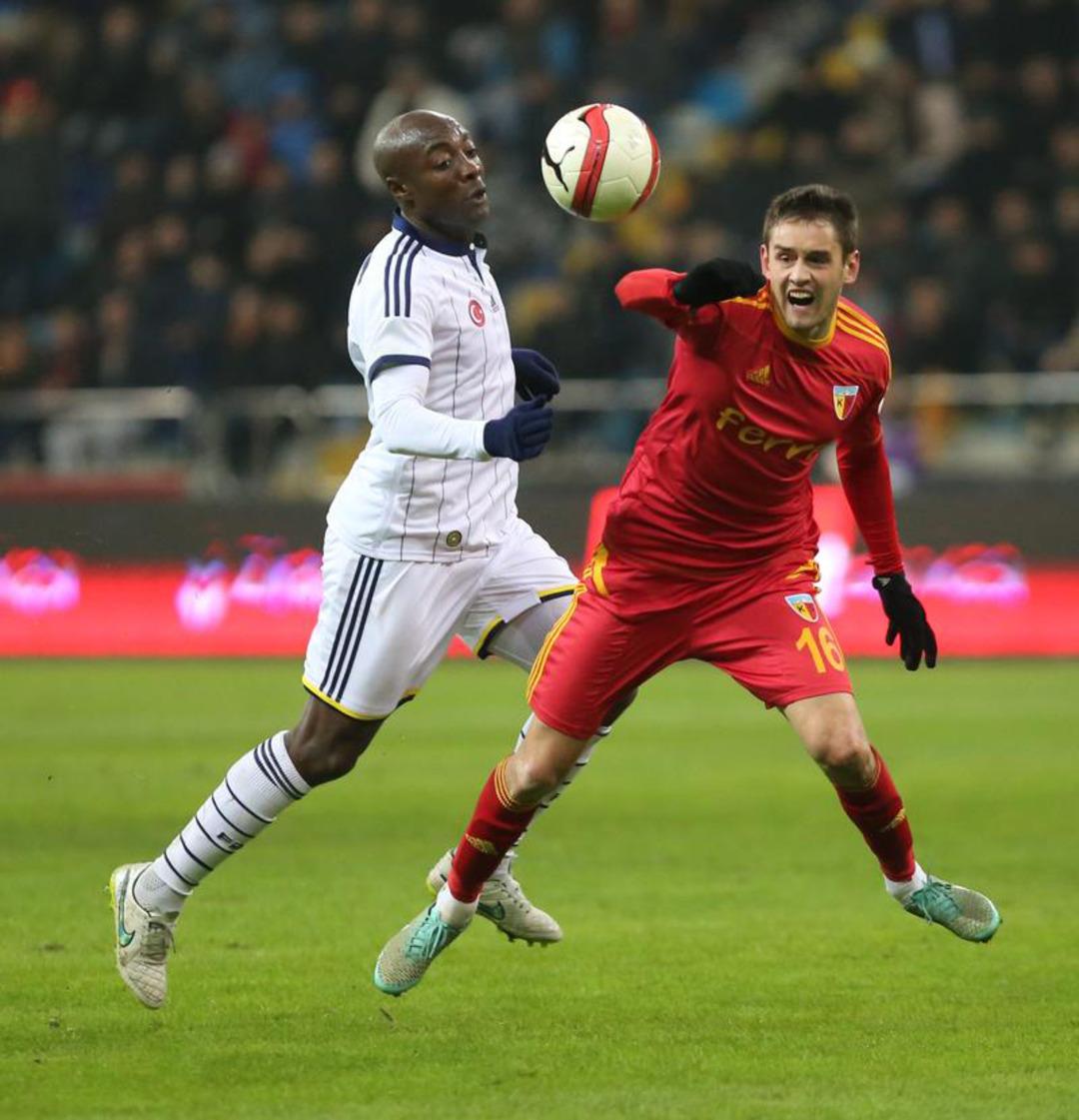 Kayserispor - Fenerbah&ccedil;e ma&ccedil;ından kareler