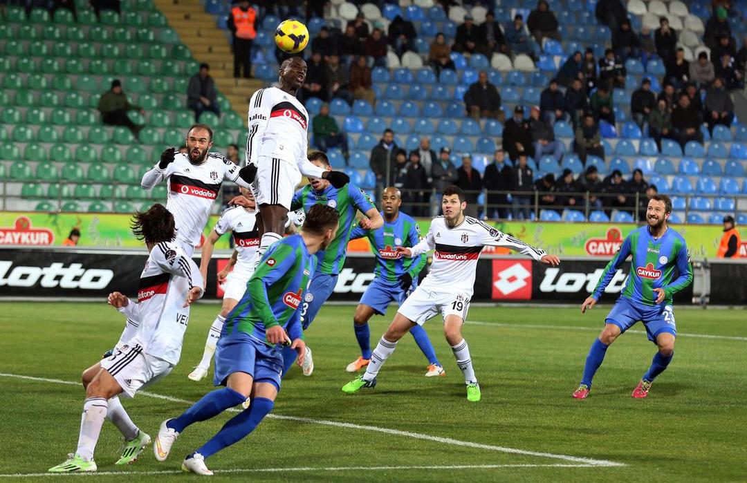 &Ccedil;aykur Rize-Beşiktaş ma&ccedil;ından kareler