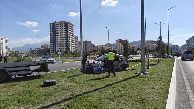 Kayseri’de otomobiller çarpıştı: 2 ölü, 2 yaralı