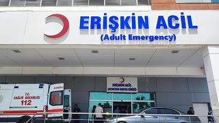 19 hastane personeli, gıda zehirlenmesi şüphesiyle acil servise başvurdu