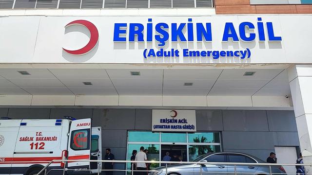 19 hastane personeli, gıda zehirlenmesi şüphesiyle acil servise başvurdu