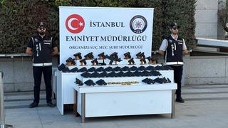 İstanbul'da motosikletli suç çetelerine operasyon: 105 gözaltı