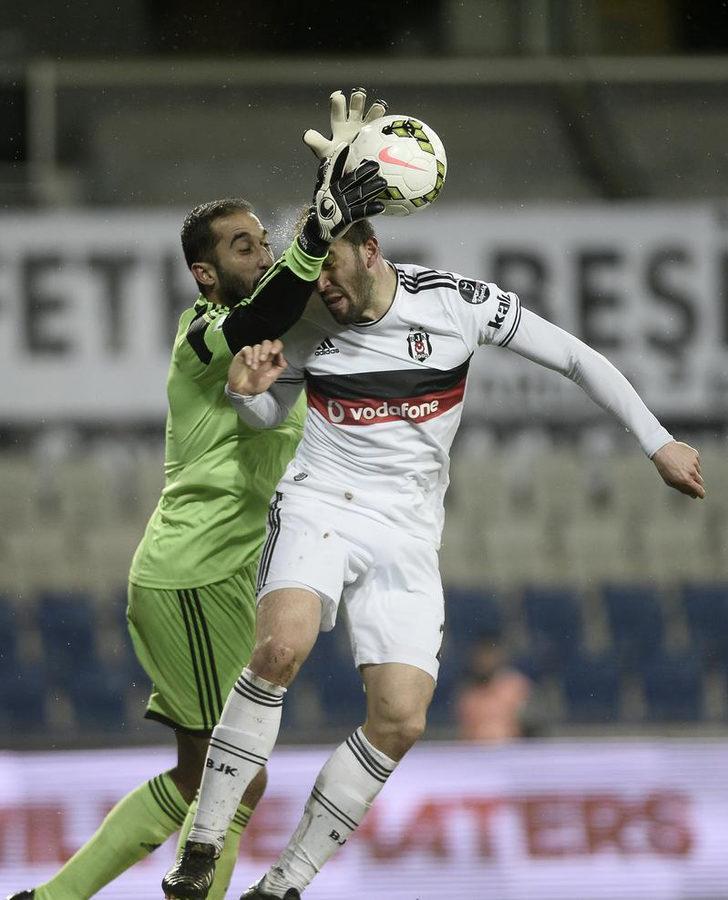 Beşiktaş - Başakşehir maçından kareler G5