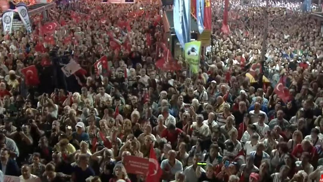 CHP lideri Özgür Özel, Çözdük diyerek açıkladı: "Bu kumpası da iş birlikçilerini de gömeceğiz" 1