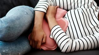 Regl döneminde beslenmeye dikkat! Uzmanından adet döneminde şişkinlik ve ödemi azaltmanın yolları...