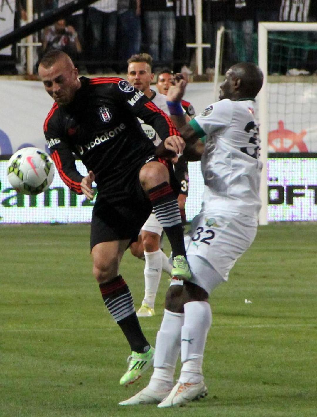 Akhisar Belediyespor - Beşiktaş ma&ccedil;ından kareler