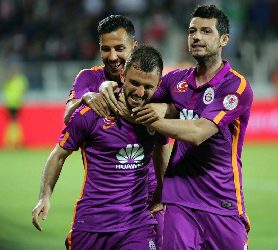 Sivasspor - Galatasaray ma&ccedil;ından kareler