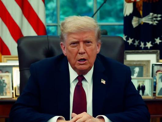 Dünyanın konuştuğu olay: Beyaz Saray'ın yayınladığı Donald Trump videosu yeni bir tartışmanın fitilini ateşledi! “Vücudu ve elleri...”