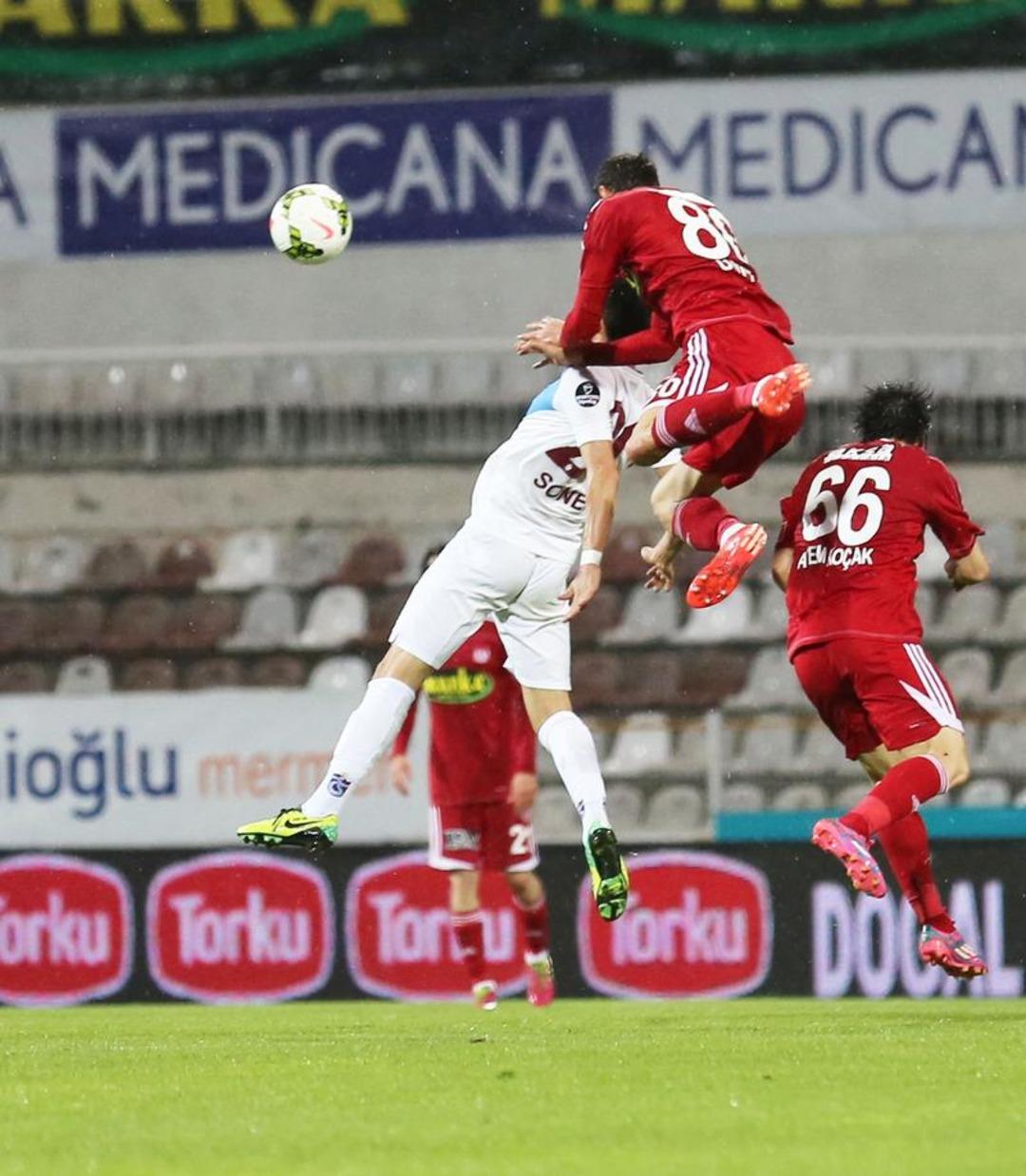 Medicana Sivasspor - Trabzonspor ma&ccedil;ından kareler