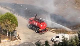 Çocukların çıkardığı yangını itfaiye söndürdü