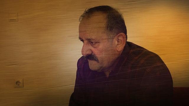 'Savcı bıçaklandı, katillerini yakaladık! Halk ozanını böyle kandırdılar:  Savcıma üzüldüm, ağlaya ağlaya indim