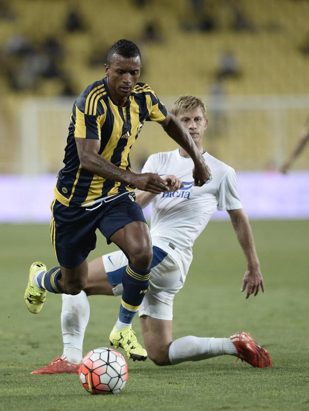 Fenerbah&ccedil;e-Dnipro ma&ccedil;ından kareler