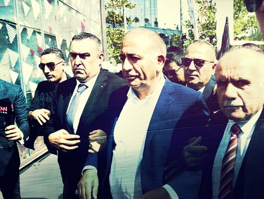 CHP'de gerginliğe yol açan kongrede kritik karar: "İstanbul'daki olay bitmiştir"