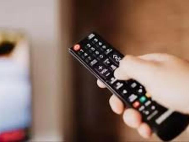 Televizyonda yaprak d&ouml;k&uuml;m&uuml; başladı! 3 dizinin fişi &ccedil;ekildi