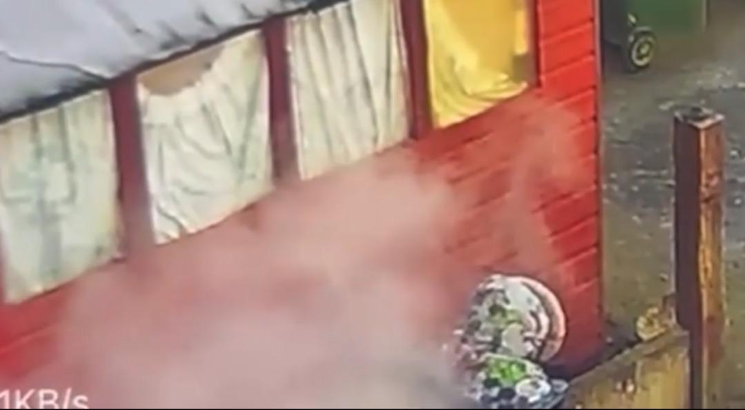 Torununun yanında komşusu dehşeti yaşattı! Kafasından aşağıya kaynar su döktü: Aldığı ceza pes dedirtti 4