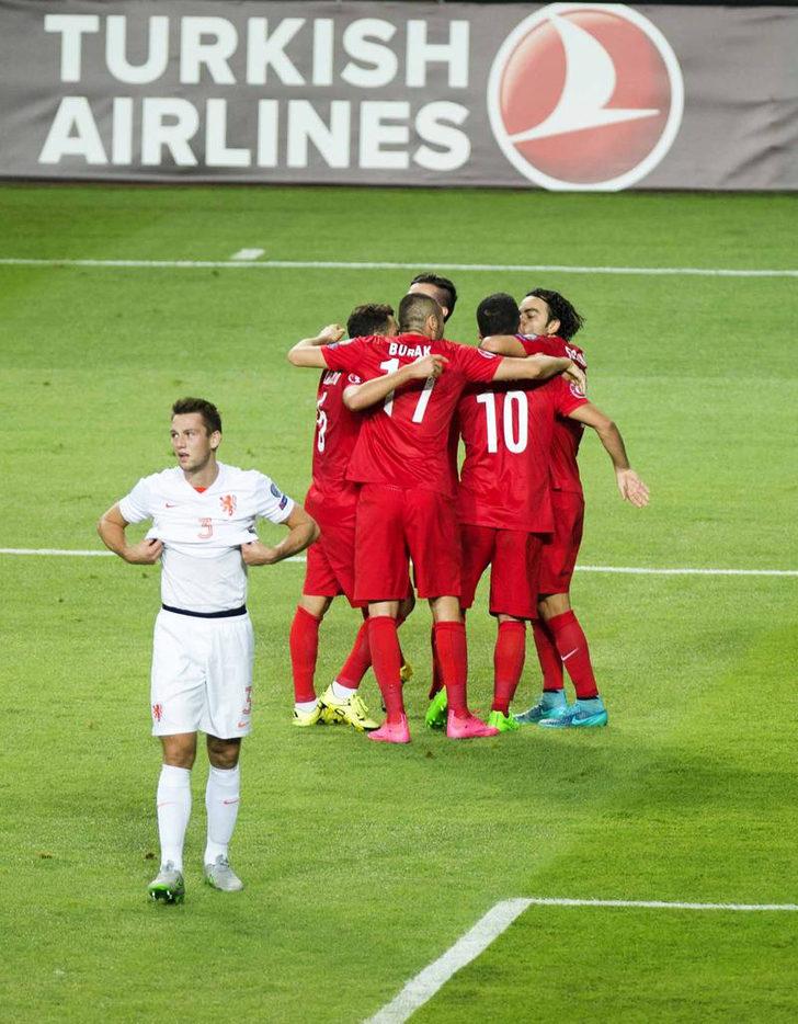 Türkiye - Hollanda maçından kareler G1