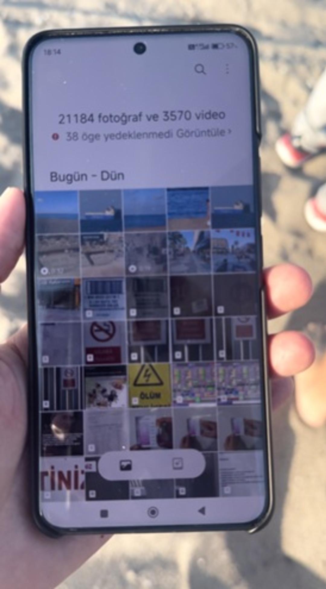 Sakarya da iğrenç olay! Telefonundan kadın fotoğrafları çıktı 2