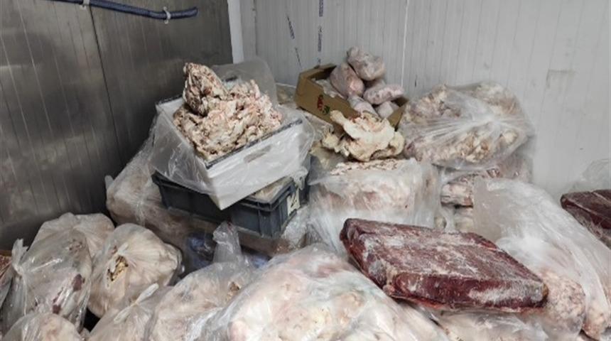 Ankara’da 11 bin 250 kilo kaçak et ve tavuk ürünü ele geçirildi