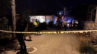 Aksaray'da bir genç tartıştığı komşusunu, kendi annesini ve kardeşini silahla vurdu