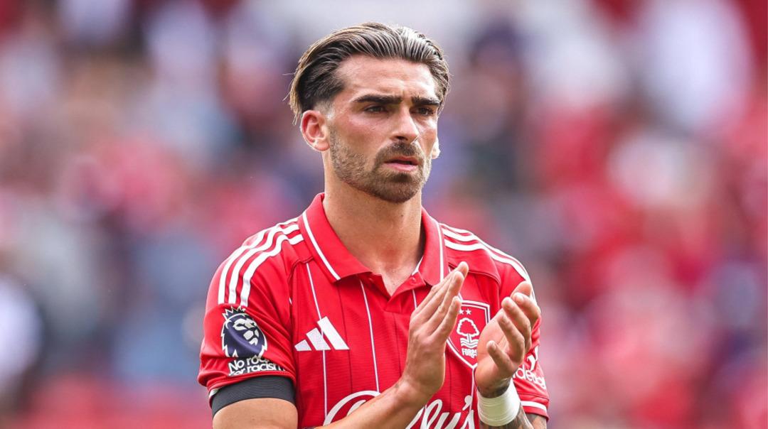 Transferde son gün bombası! Beşiktaş için İstanbul a geldi... 3