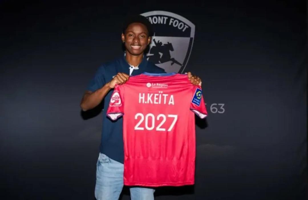 Kocaelispor transferlerine devam ediyor! Şimdi de Fransa Ligue 2 takımlarından Clermont ta oynayan Habib Keïta ile anlaştılar... 1