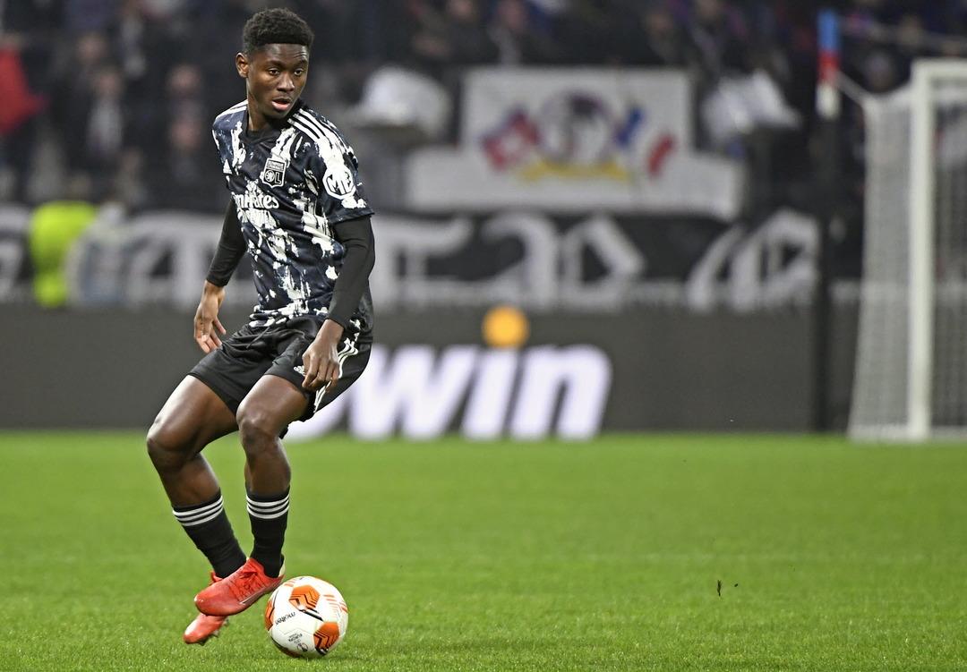 Kocaelispor transferlerine devam ediyor! Şimdi de Fransa Ligue 2 takımlarından Clermont ta oynayan Habib Keïta ile anlaştılar... 2